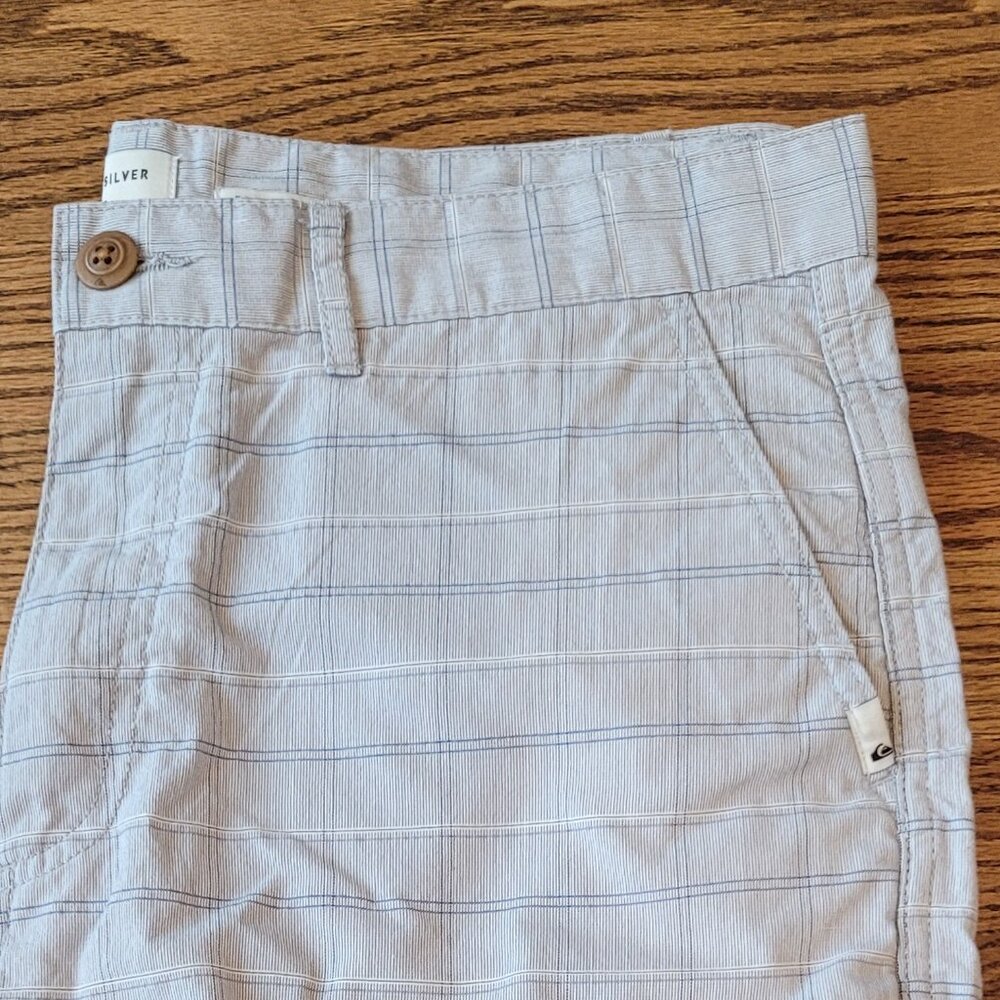 Quicksilver Plaid Shorts Men’s Size 33 Blue White